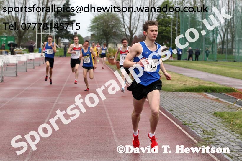 Michael Wilson (Sunderland) wins the Jimmy Hedley 800 metres, North Eastern Grand Prix, Monkton Stadium, Jarrow. Photo: David T. Hewitson/Sports for All Pics